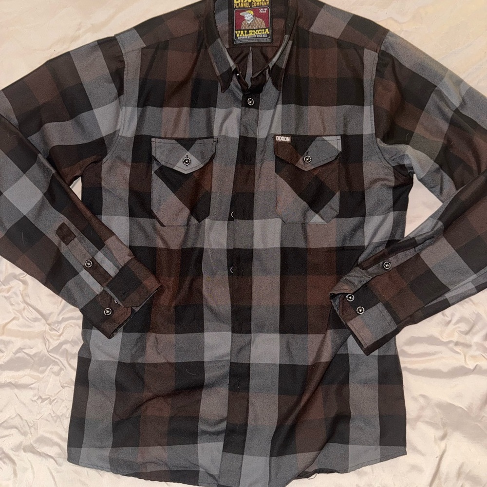 DIXXON Men's Plaid Shirt - Black, Gray, and Brown